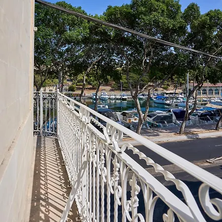 Apartament Marina View Pietà